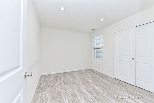 Building Photo - 458 Watercress Dr