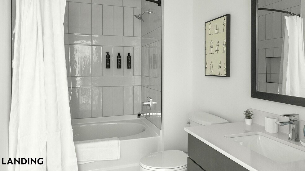 Building Photo - 1007 S Mint St