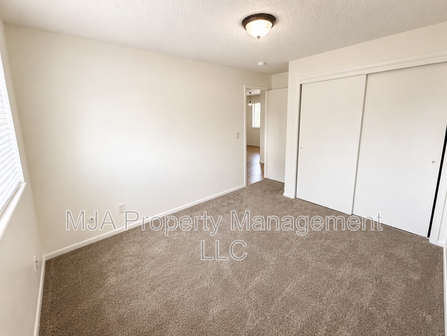 Building Photo - 1428 W 300 N