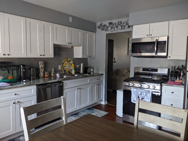 Building Photo - 7521 Country Ln