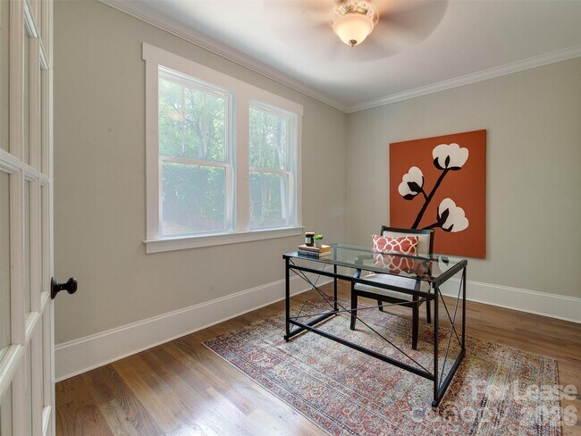 Building Photo - 326 State St