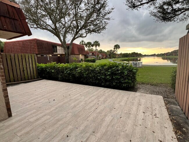 Building Photo - 8029 Boca Rio Dr
