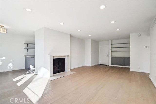 Building Photo - 403 N Oakhurst Dr