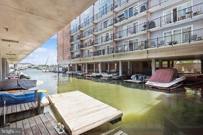 Building Photo - 312 Severn Ave