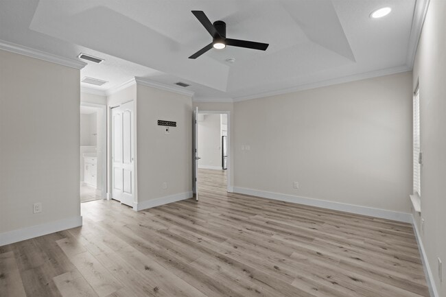 Building Photo - 309 S Ocean Trace Rd