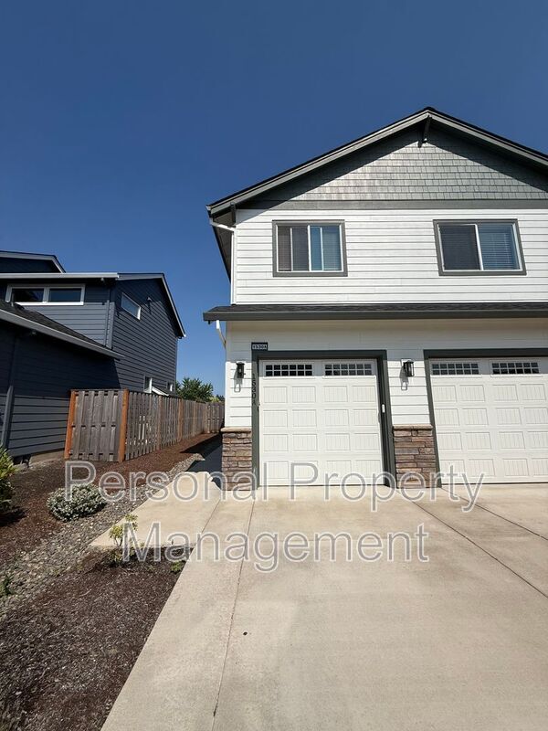 Building Photo - 1530 NW 29th Pl