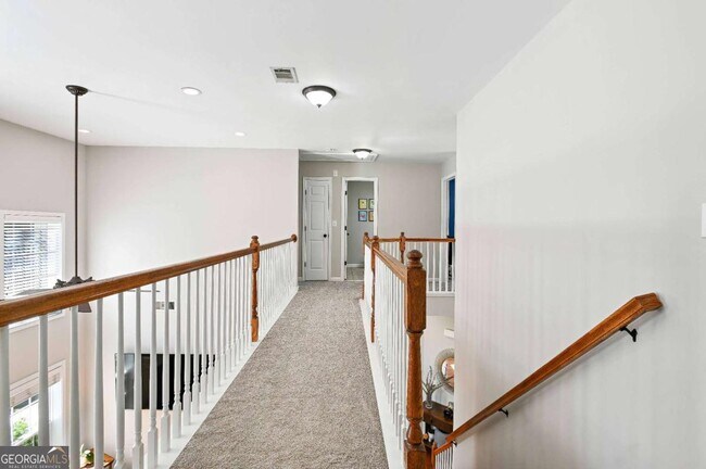 Building Photo - 2675 Huddlestone Way