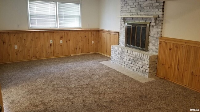 Building Photo - 2530 Saint John Ct