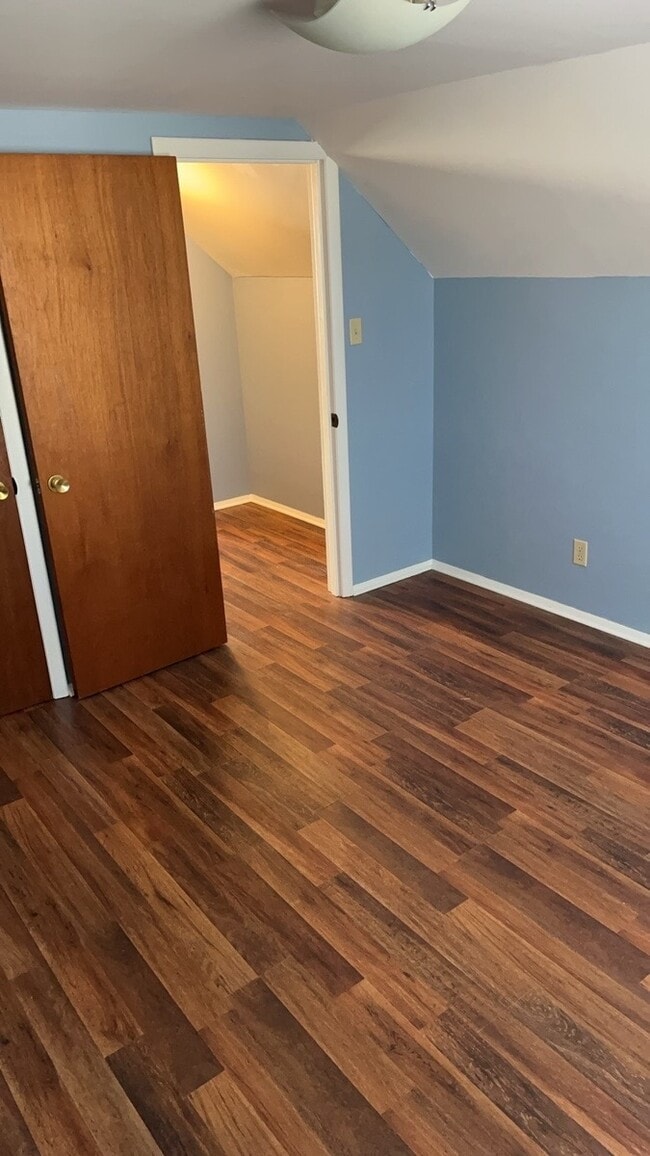 Building Photo - 4230 Reading Rd