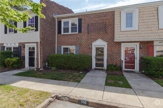 Building Photo - 590 Tenbee Ln