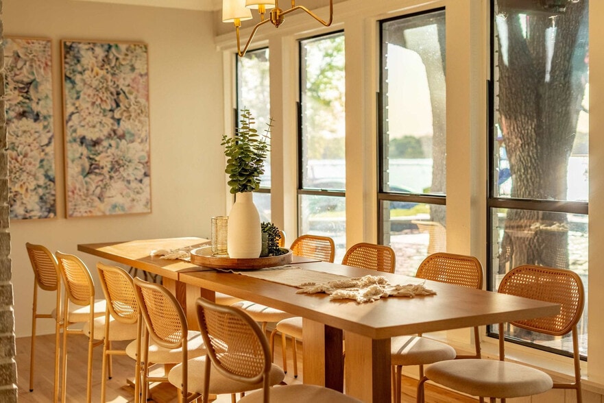 Building Photo - 6509 Lakeshore Ct