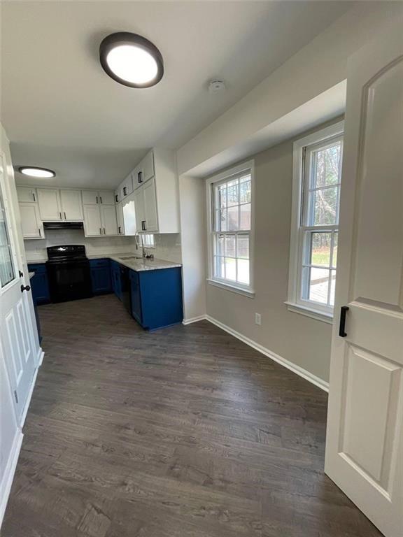 Building Photo - 1202 Lafayette Dr SW