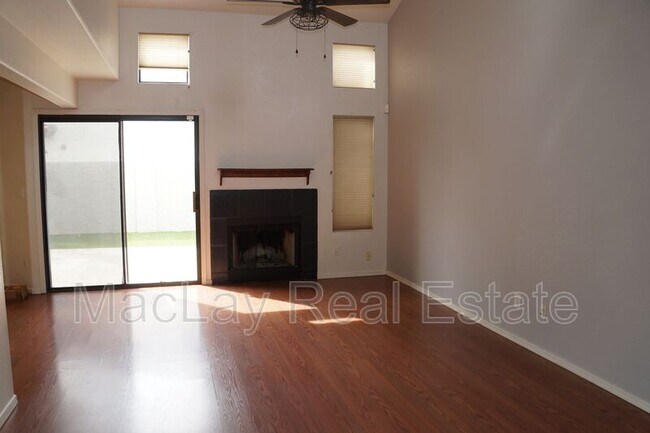 Building Photo - 1115 W Windjammer Dr