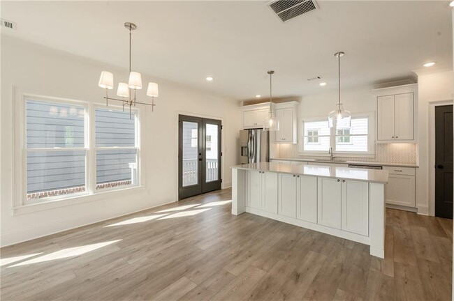 Building Photo - 3272 Stillwood Dr