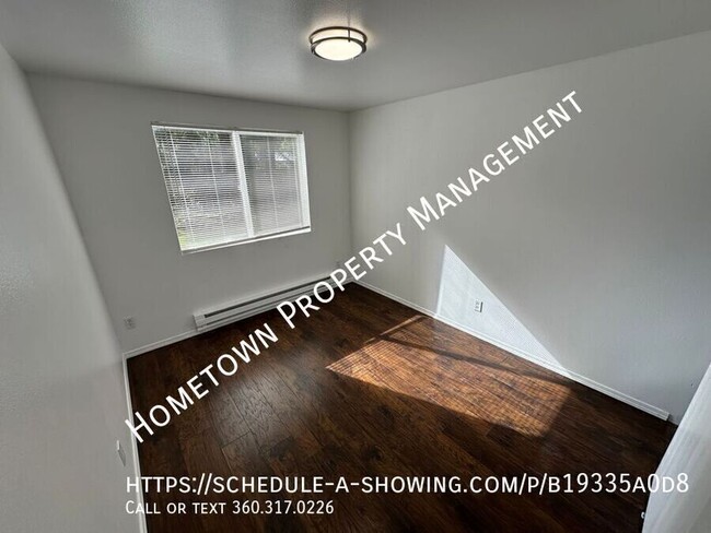 Building Photo - Lower Level 2 Bedroom Apartment with W/S/G...