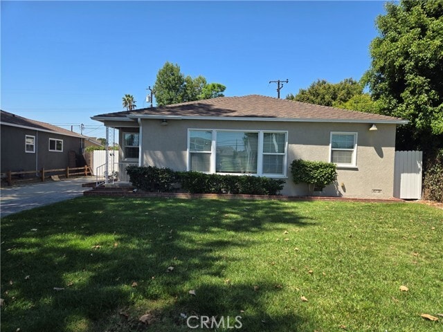 Building Photo - 14001 Dunrobin Ave