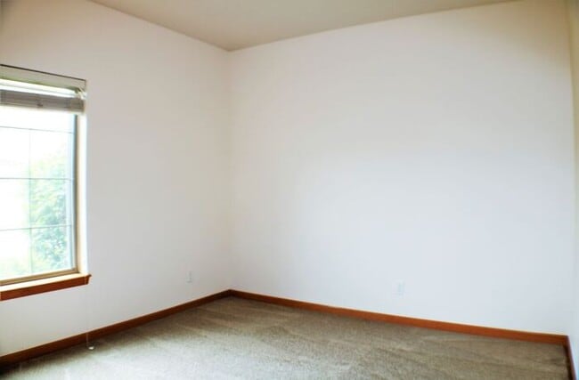 Building Photo - $1,325 | 2 Bedroom, 2 Bathroom Condo | Pet Negotiable | Available for August 1st, 2026 Move In!