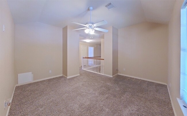 Building Photo - 2810 White Oak Ln