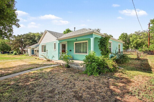 Building Photo - Great Home ready now Great Neighborhood!
