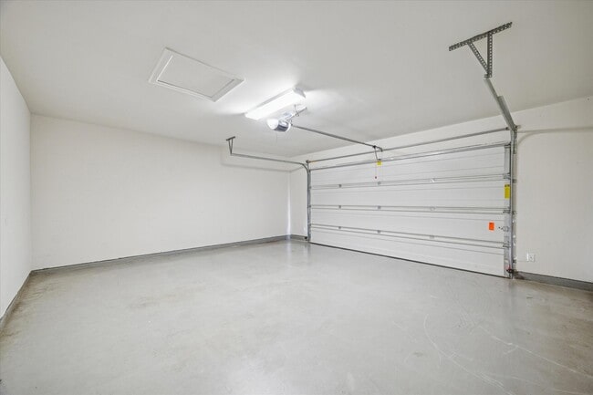 Building Photo - 183 Kendrick Pines Blvd