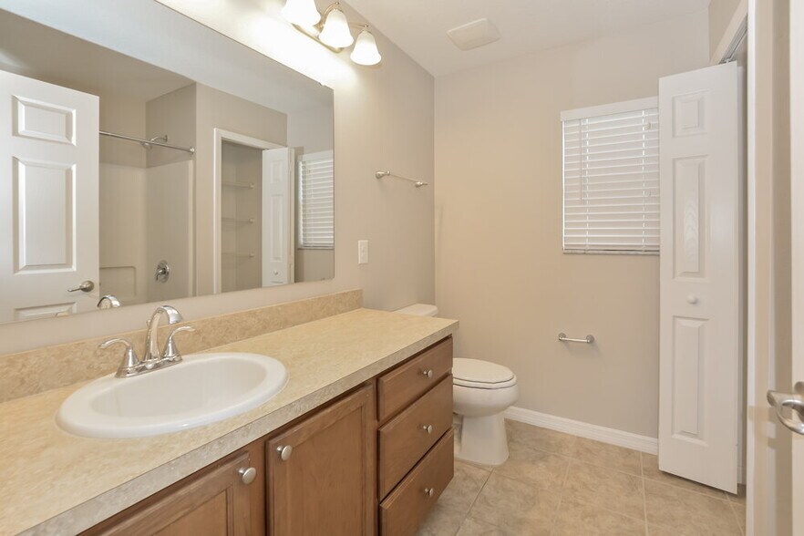 Building Photo - 1574 Brandywine Dr