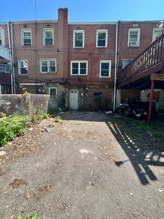 Building Photo - Newly Renovated 3-Bedroom Single Family Home in Darby! Available NOW!