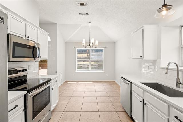 Building Photo - 6808 Cedar Shadow Dr