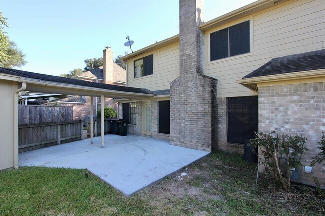Building Photo - 2422 Stephens Grant Dr
