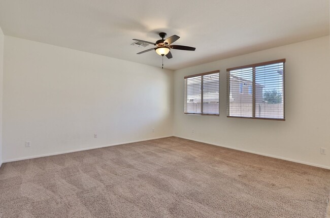 Building Photo - Heart of Queen Creek 5 bed/3 bath Home w/ ...