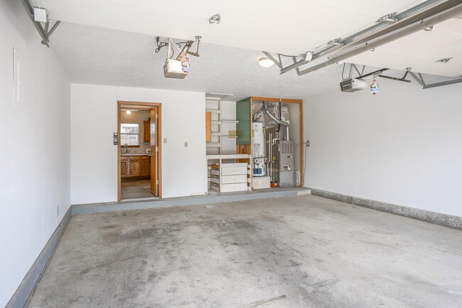 Building Photo - 5609 Wingate Ave NW