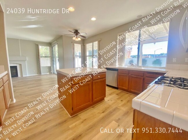 Building Photo - 4 bed 3 bath 2,447sqft