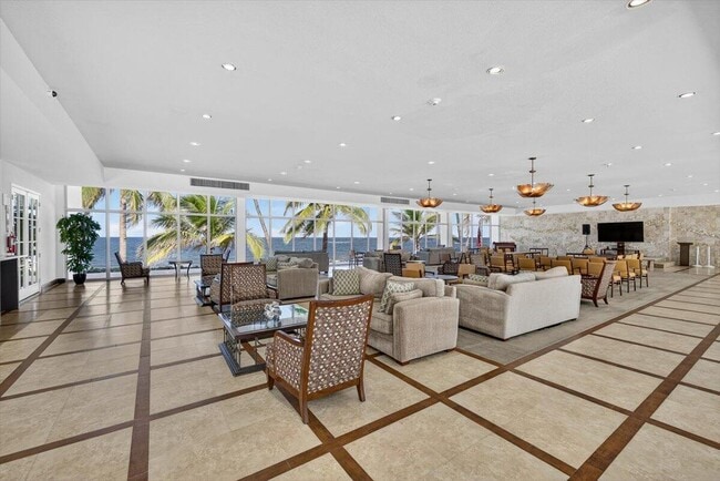 Building Photo - 4300 N Ocean Blvd