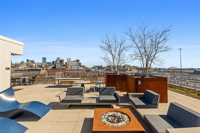 Building Photo - Chic 1-Bedroom Urban Retreat in Boston's V...