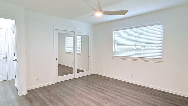 Building Photo - NEWLY RENOVATED---- 2BD/1BA, End Unit TH in Twin Creeks Garden, San Ramon- Available Now!