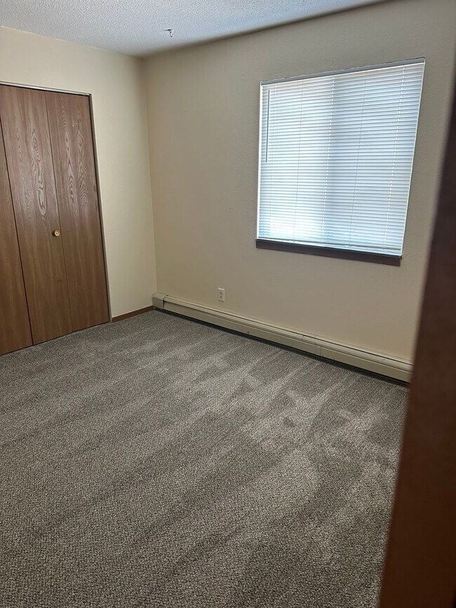 Building Photo - Two Bedroom