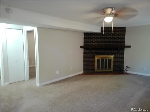 Building Photo - 5030 Montebello Pl