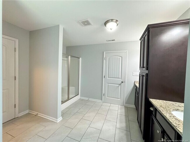Building Photo - 2732 Mosquera Dr