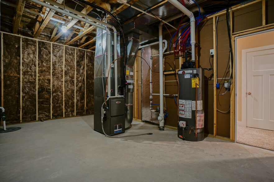 Building Photo - 8710 S 78th St