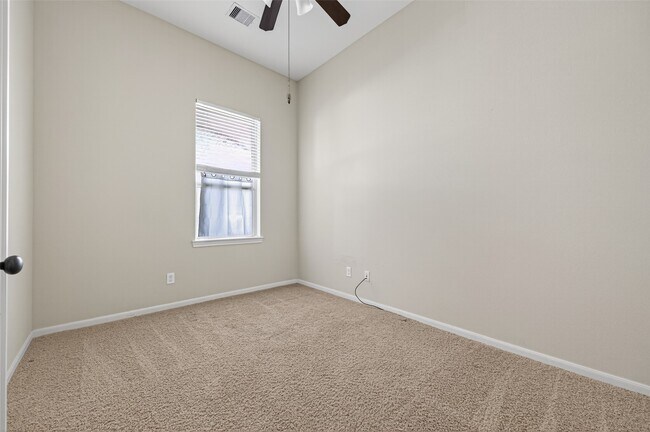 Building Photo - 4930 Ginger Bluff Trail