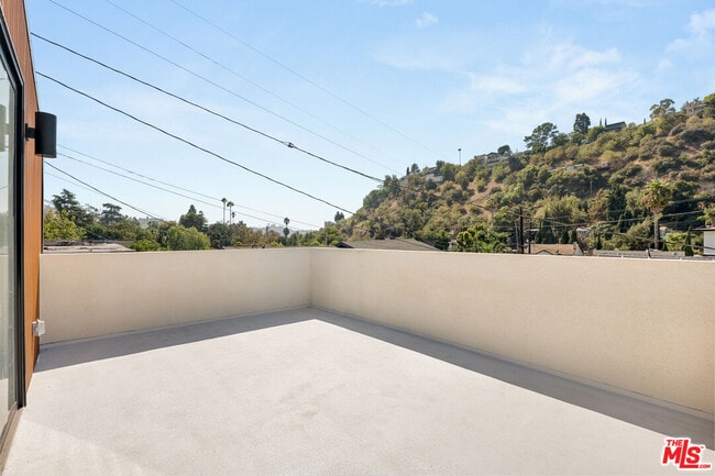 Building Photo - 4912 Monte Vista St