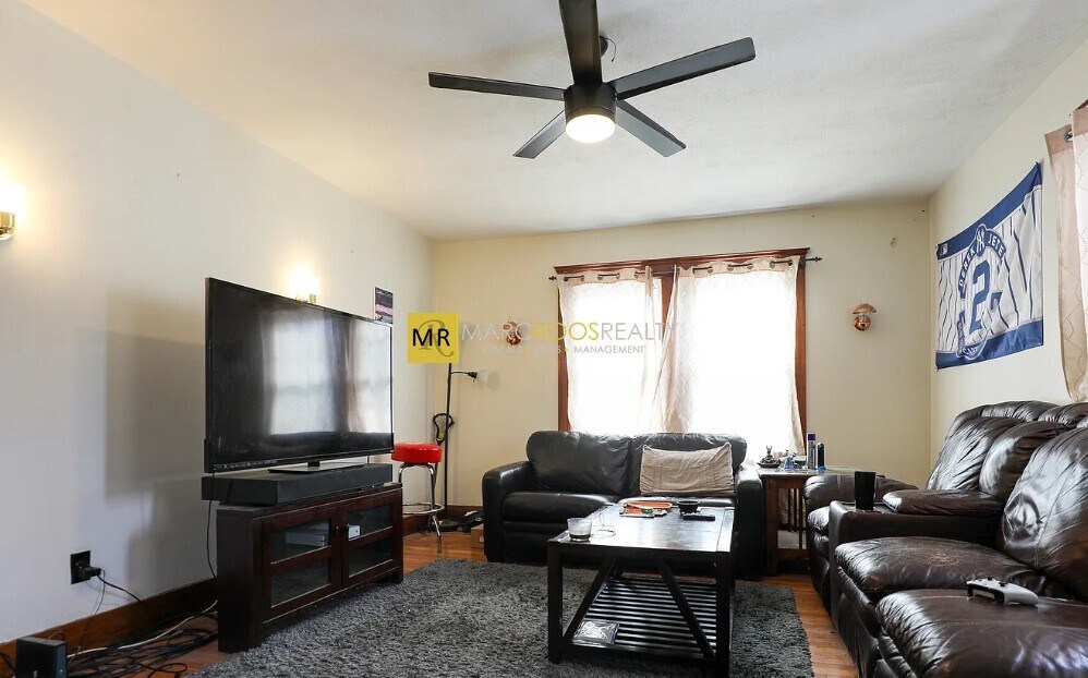 Building Photo - 6 Oliva Rd