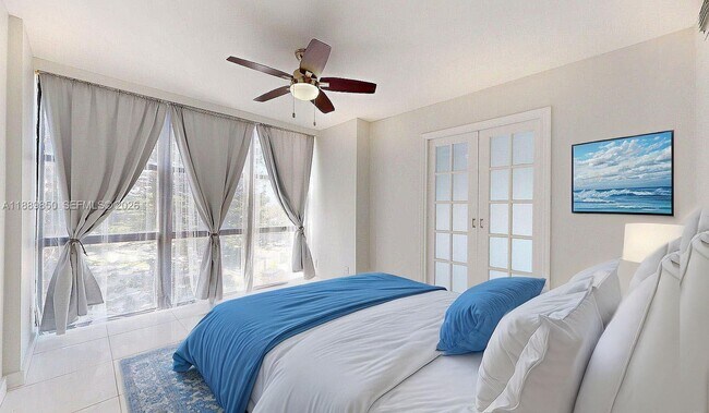 Building Photo - 1000 Parkview Dr