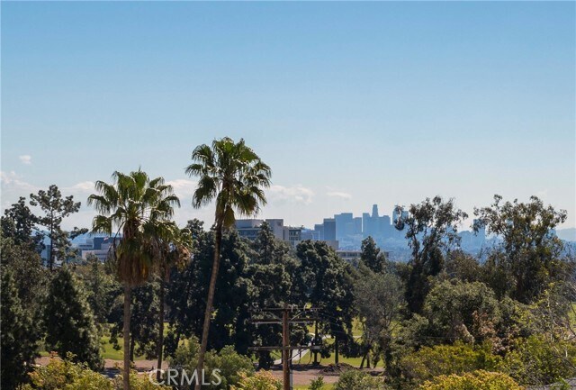 Building Photo - 10336 Wilshire Blvd