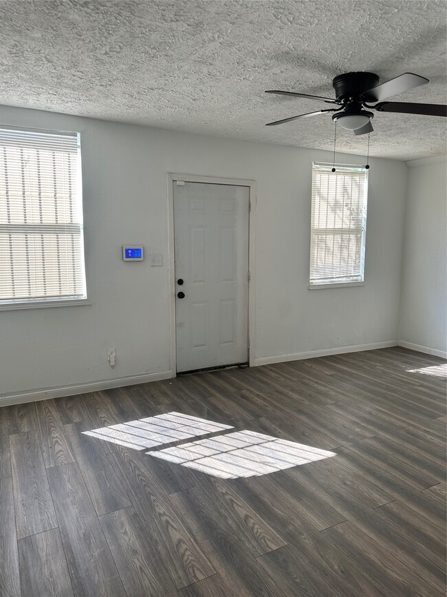 Building Photo - 978 Ringold St