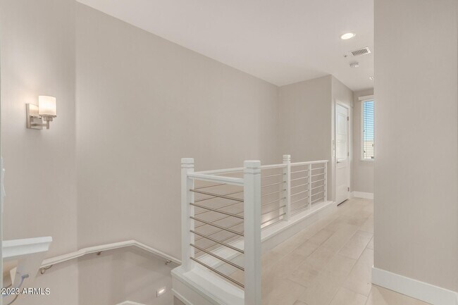 Building Photo - 7550 E Osborn Rd