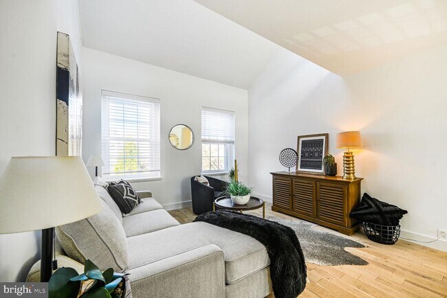 Building Photo - 3551 39th St NW