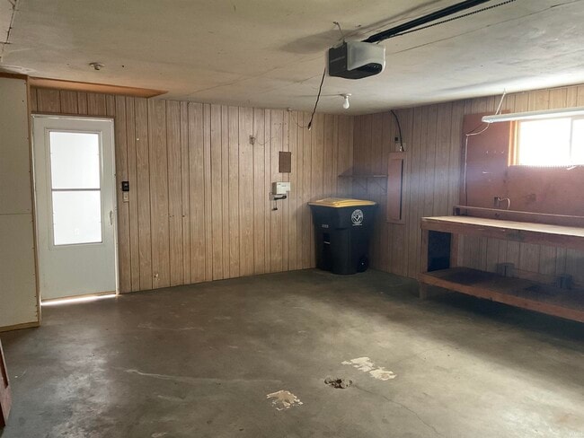 Building Photo - 7316 Riverton Dr