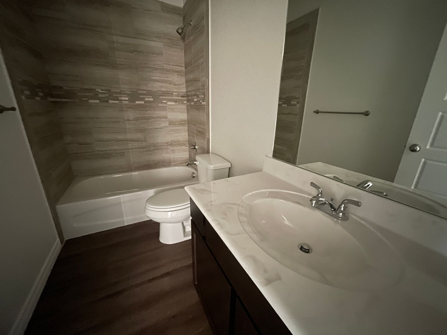 Building Photo - 1107 Carlsberg Dr