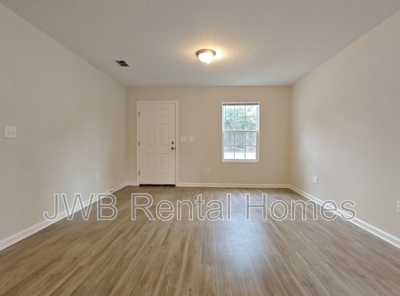 Building Photo - 3848 Soutel Dr
