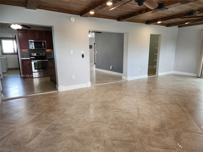 Building Photo - 10990 SW 57th St